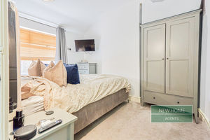 Photo 16- click for photo gallery